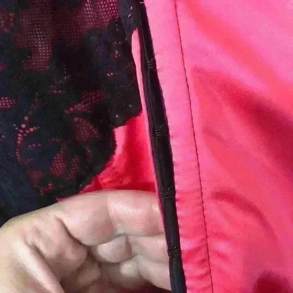 Intimate Attitudes plus size corset - Picture 7 of 8